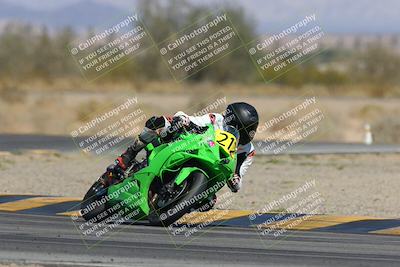 media/Mar-23-2025-CVMA (Sun) [[674f32b282]]/Race 4-Amateur Supersport MW/